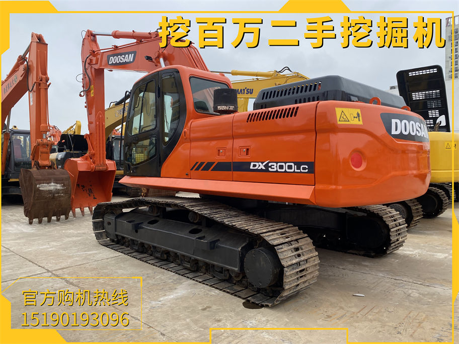 斗山300二手挖掘機(jī)